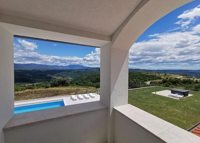 Panorama Vila Buzet