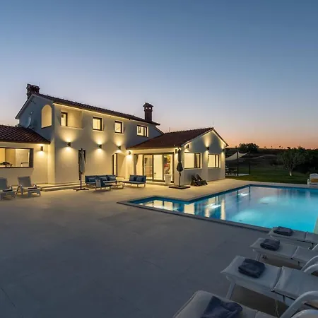 Panorama Villa *
