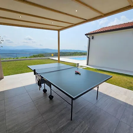 Вилла Panorama Бузет